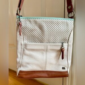 The SAK Iris Cream/Ivory
Leather Crossbody Shoulder
Bag Adjustable Straps Brown